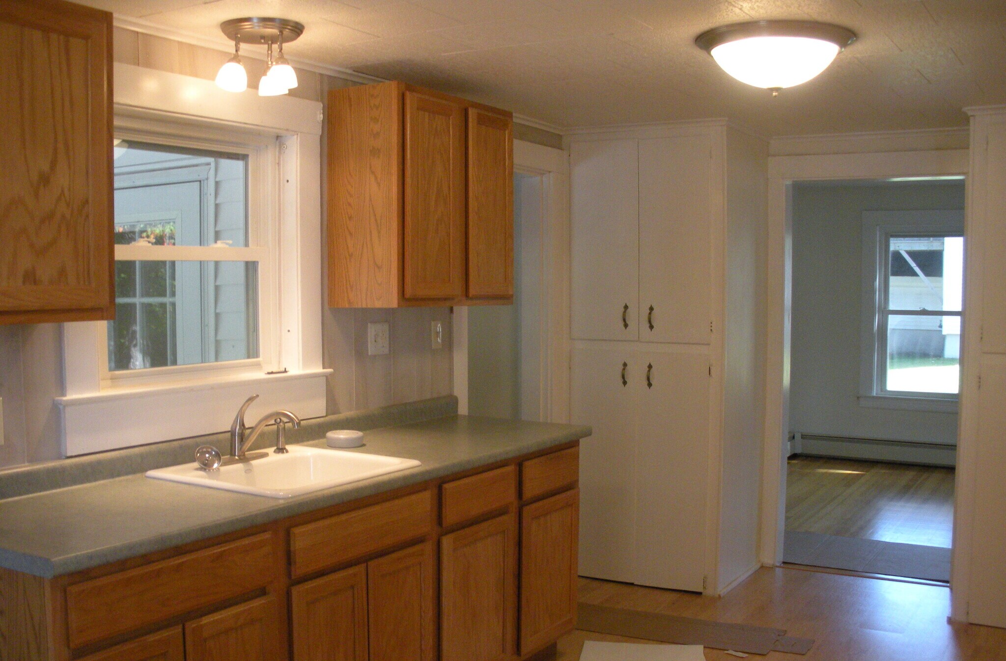 Building Photo - 172 Saco Ave