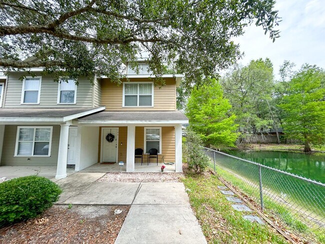 Building Photo - Hailey Gardens #125