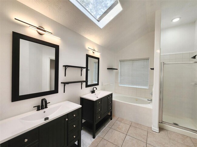 Building Photo - 18730 Dempsey Oaks Dr