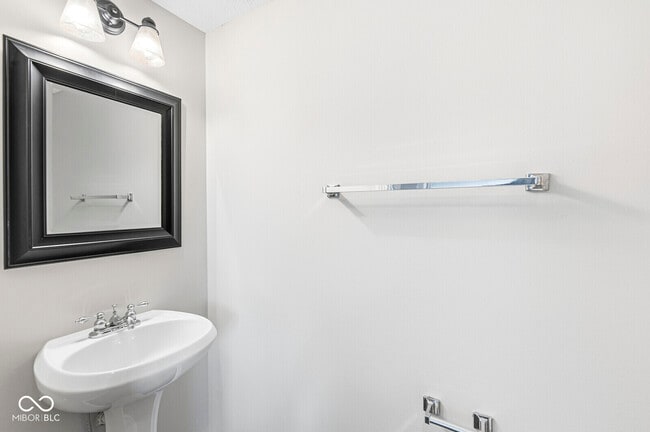 Building Photo - 2604 Senators Way