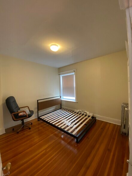 Building Photo - 14 Mount Hood Rd