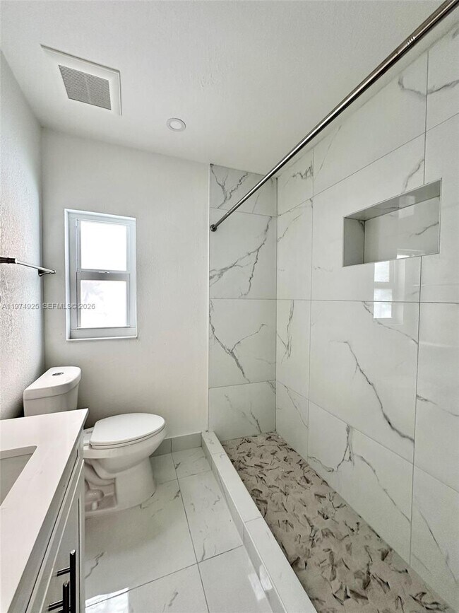 Building Photo - 3461 NW 6th St