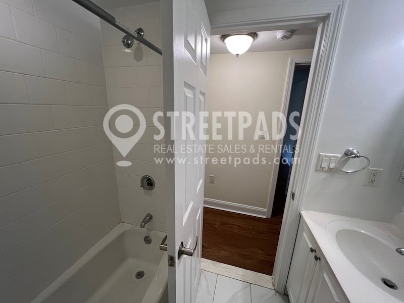 Building Photo - 55 Langdon St