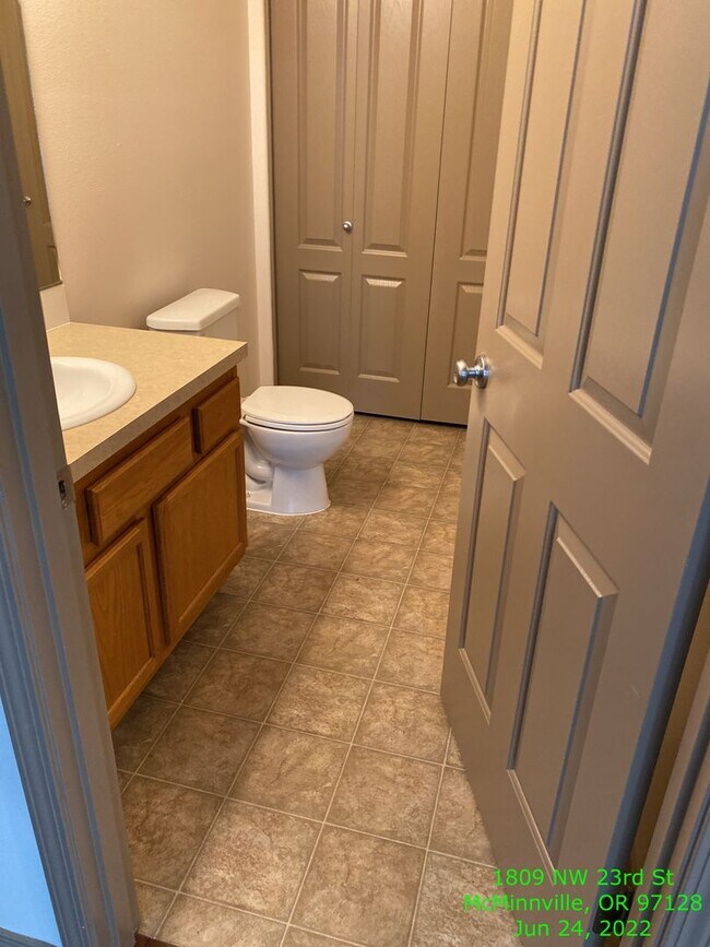 Building Photo - 1809 NW 23rd St