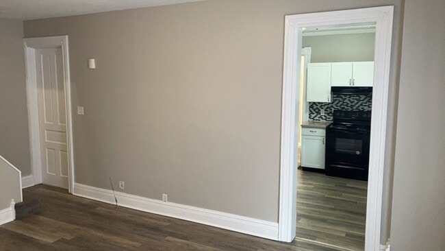 Building Photo - 1150 Creighton Ave