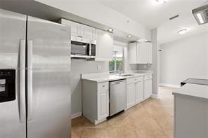 Building Photo - 827 NW 87th Ave
