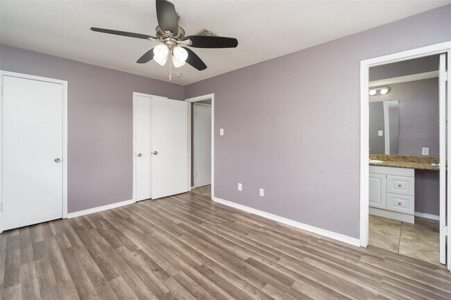 Building Photo - 4604 S Tower Rd