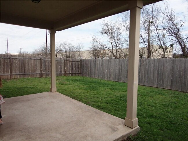 Building Photo - 1433 Coriander Dr