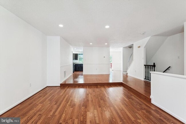 Building Photo - 20412 Sunbright Ln