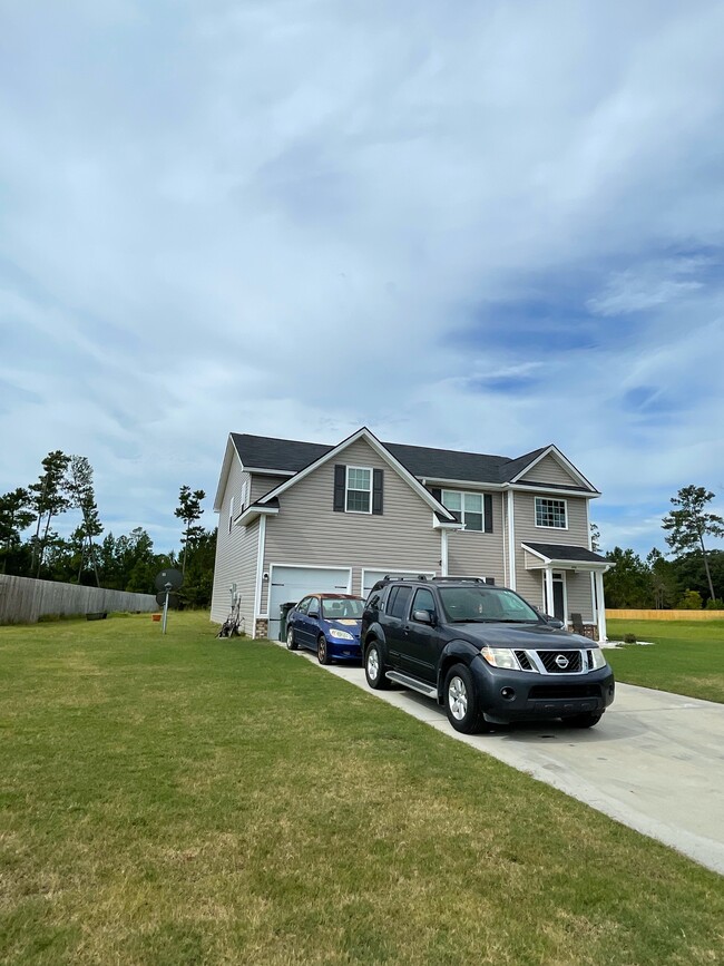 Building Photo - 494 Archie Way
