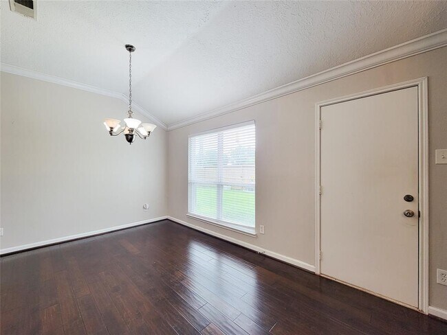 Building Photo - 7006 Stonewall Ridge Dr