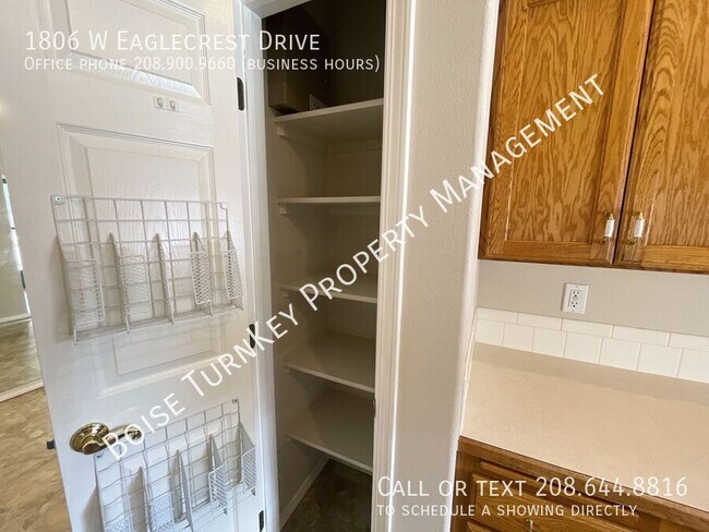 Building Photo - 1806 W Eaglecrest Dr