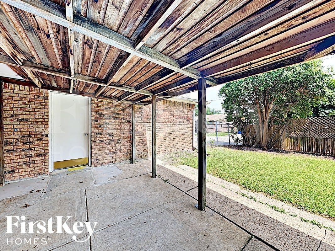 Building Photo - 3409 Ardis Dr