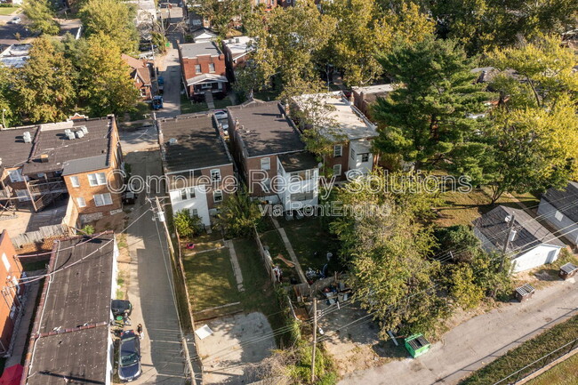 Building Photo - 3248 Delor St