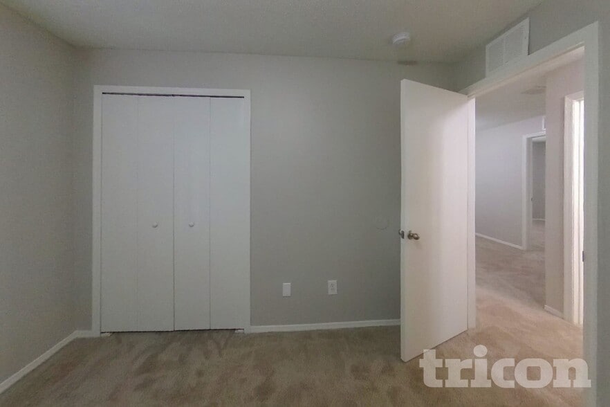 Building Photo - 1078 Woodson Hammock Cir