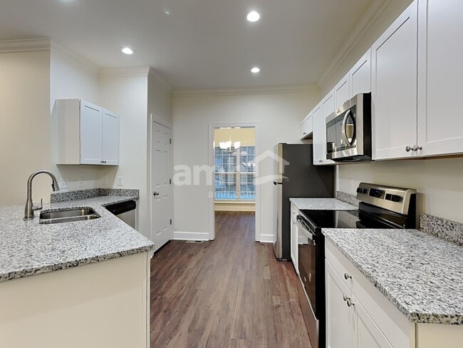 Building Photo - 12 Bittercrest Ct