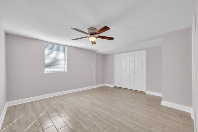 Building Photo - Charming & Deceptively Spacious 4BR Home in South Seminole Heights – Fully Renovated!