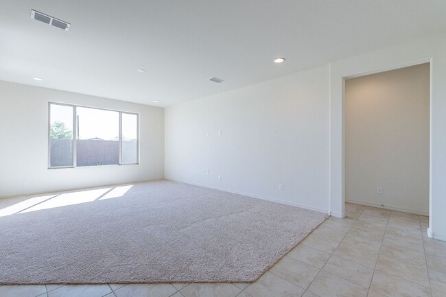 Building Photo - Luxury Living in McClellan Ranch: 4-Bedroo...
