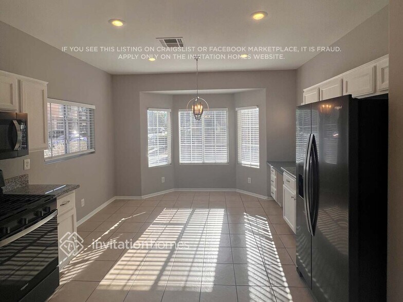 Building Photo - 11131 Abbeyfield Rose Dr