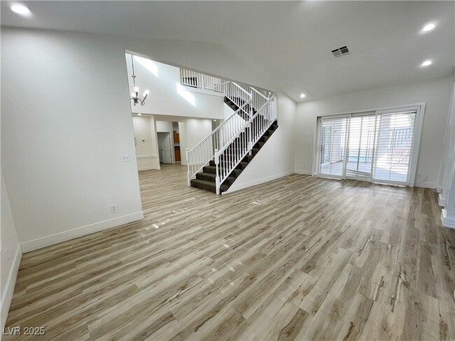 Building Photo - 7732 Crenshaw Way