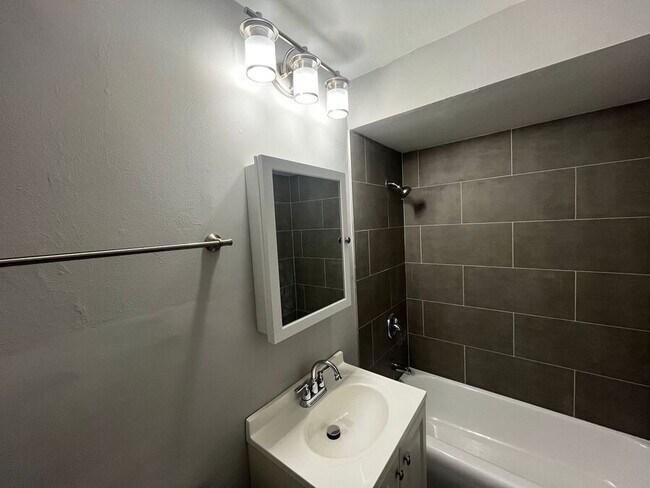 Building Photo - 2149 W 119th St