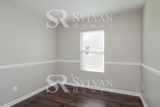 Building Photo - At Last, This Is What You Have Been Searching For!