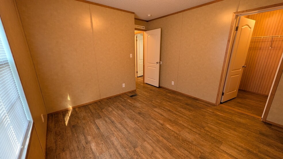 Building Photo - 4804 Saint Andrews Chu Rd