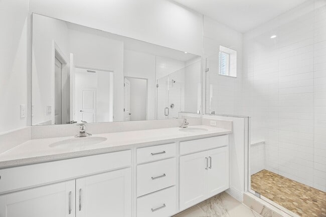 Building Photo - 3552 NW Solange Ct