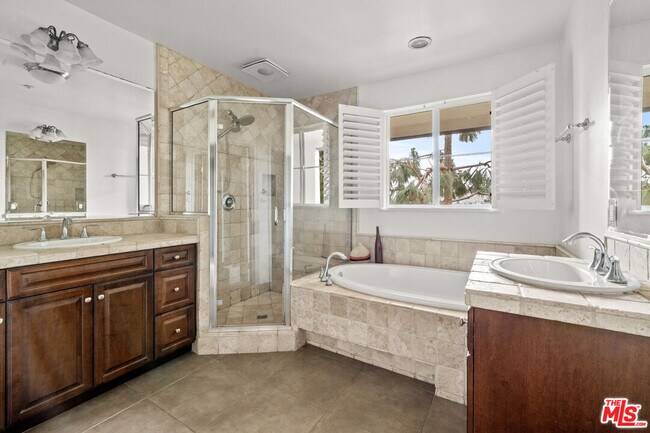 Building Photo - 13031 Villosa Pl