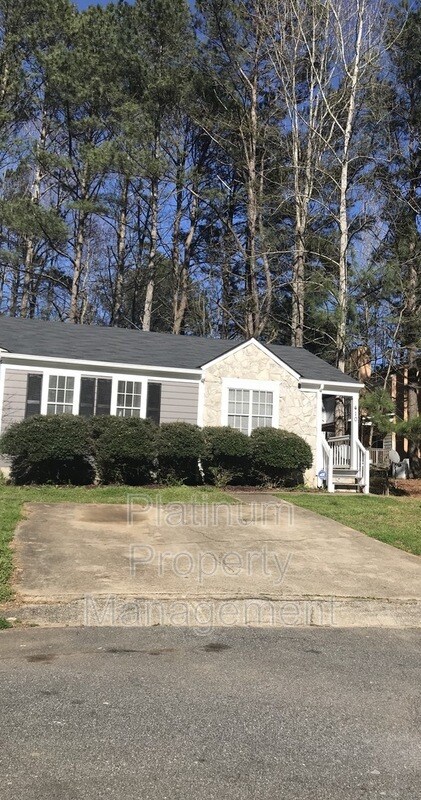 Building Photo - 410 Water Oak Way Sw