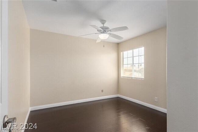 Building Photo - 9424 Deer Lodge Ln