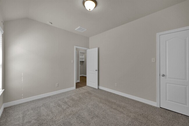 Building Photo - 40510 Berylline Ln.