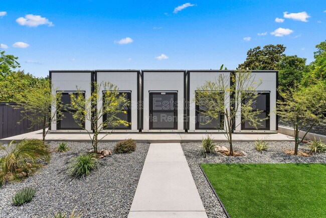 Building Photo - 5254 Adams Ave