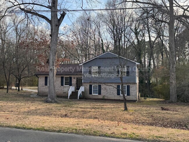 Building Photo - 7001 Norton Ln