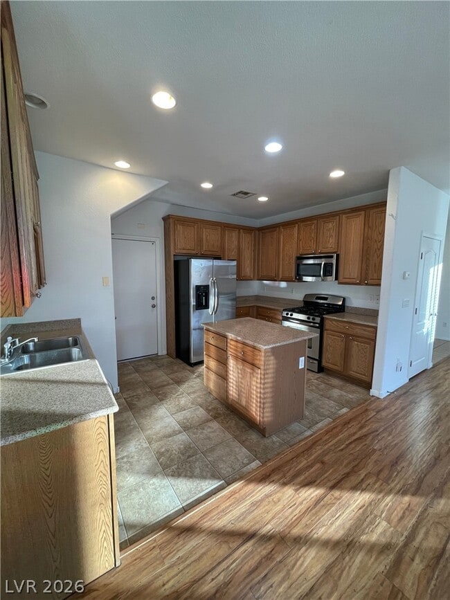 Building Photo - 8144 Satin Carnation Ln