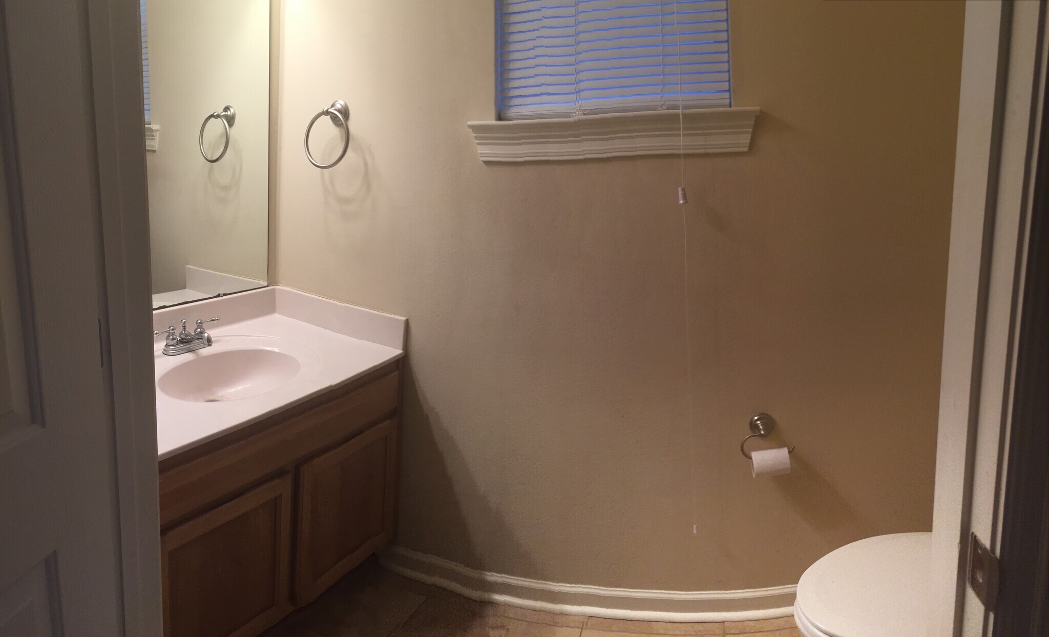 Half-bath in livingroom (Power room) - 2405 Brightside Dr