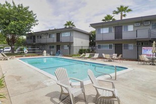 Building Photo - Orange Grove Apartments