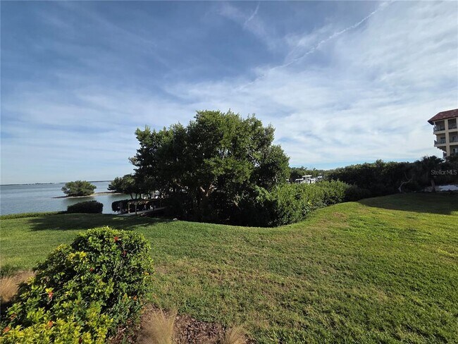 Building Photo - 1515 Pinellas Bayway S