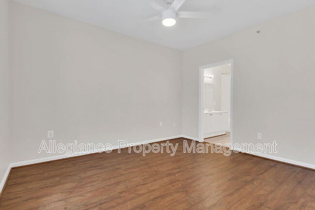 Building Photo - 4560 Strutfield Ln