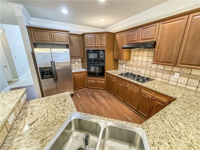 Building Photo - 2000 Sterling Ct