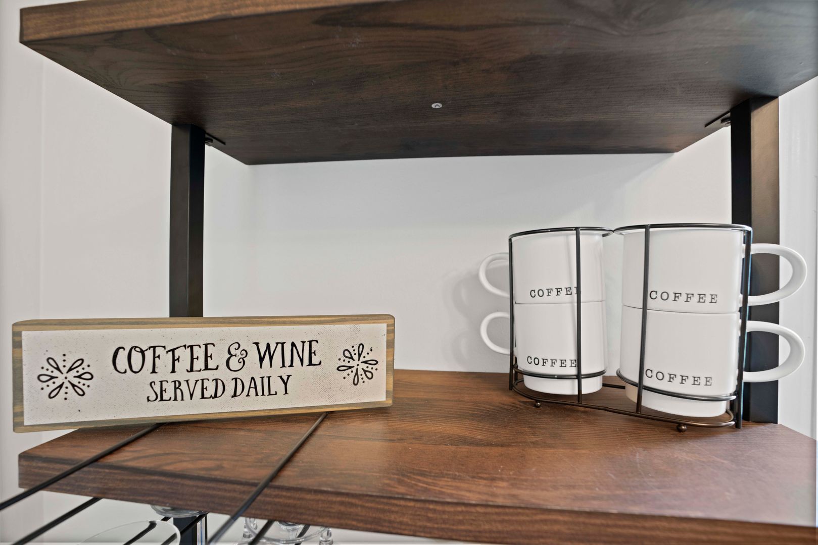 Building Photo - 3415 Oak Lawn Dr