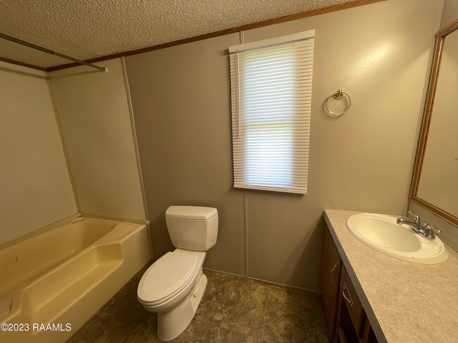 Building Photo - 239 N Perkins Ferry Rd