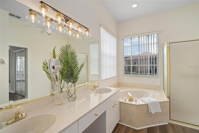 Building Photo - 1103 Signature Dr