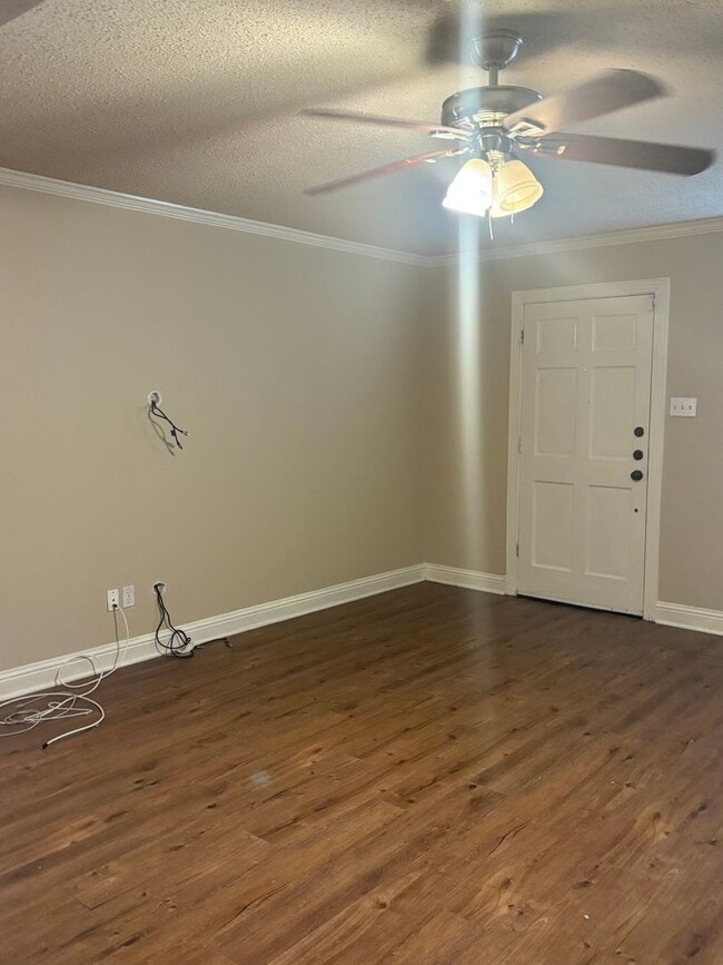 Building Photo - GREAT SOUTH BOSSIER HOME