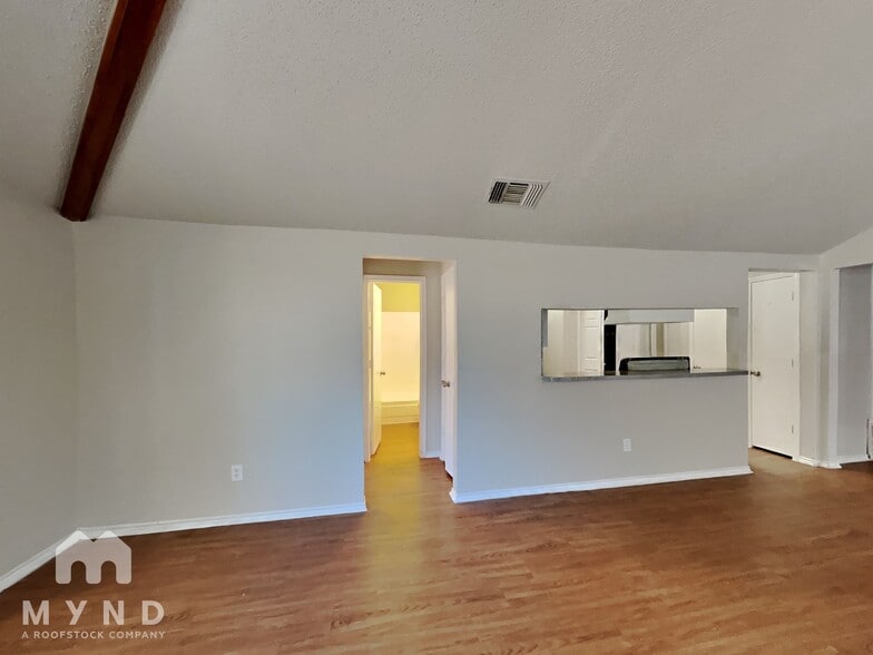 Building Photo - 11837 Garden Terrace Dr