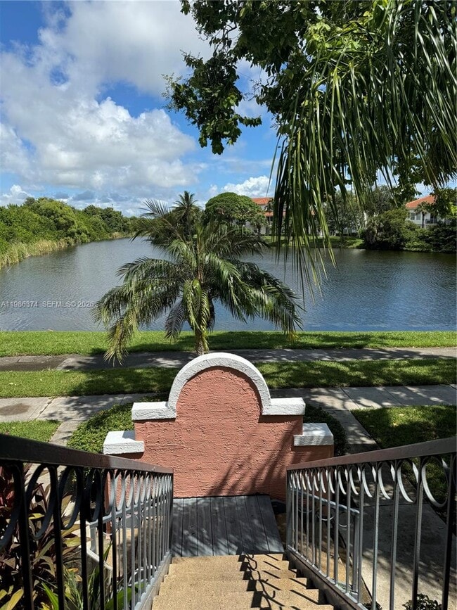 Building Photo - 1385 Crystal Way