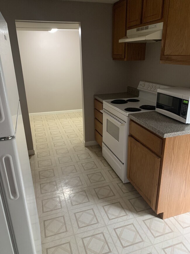 Building Photo - North