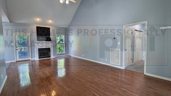 Building Photo - 3317 Sunny Slope Dr
