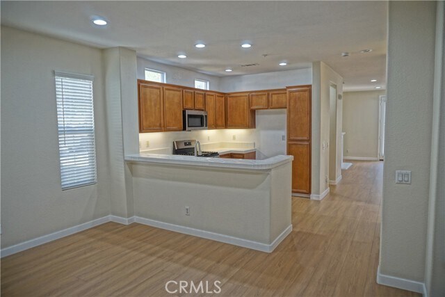Building Photo - 1372 McFadden Dr