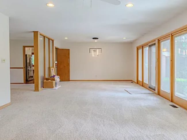 Building Photo - Beautiful 4 Bedroom / 3 Bath Home in the Heart of Manhattan, KS – Large Yard & Close to Campus